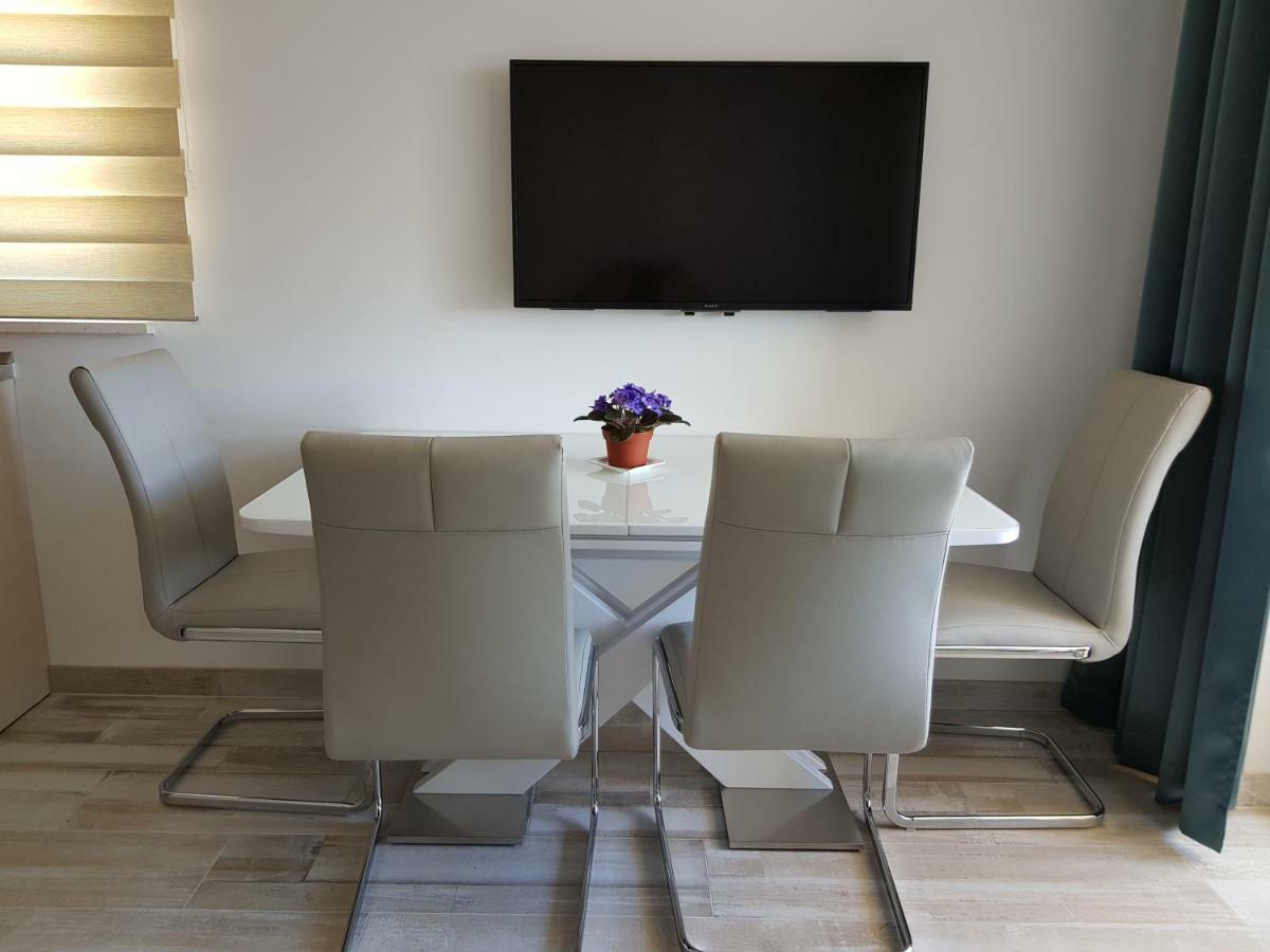 Apartmani MARELLA Seget Donji Bagian luar foto