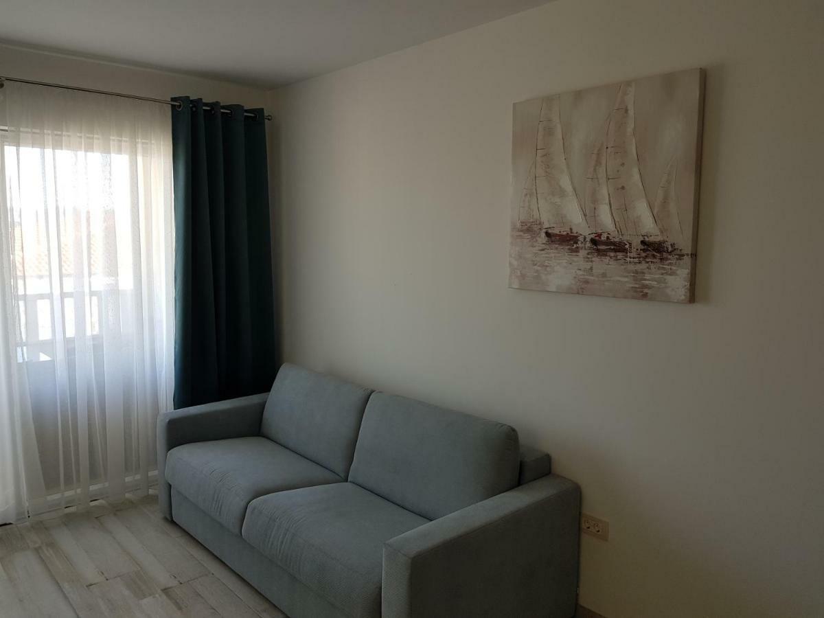 Apartmani MARELLA Seget Donji Bagian luar foto