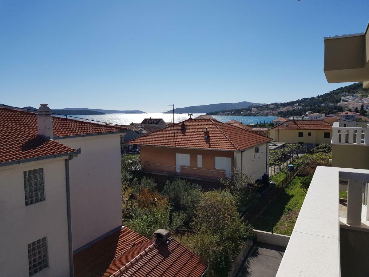 Apartmani MARELLA Seget Donji Bagian luar foto