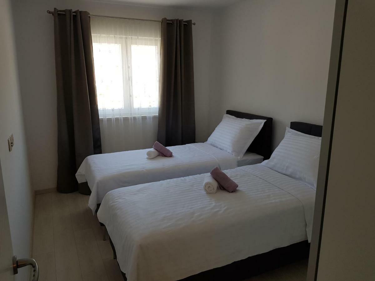 Apartmani MARELLA Seget Donji Bagian luar foto
