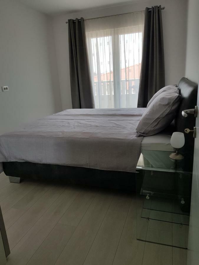 Apartmani MARELLA Seget Donji Bagian luar foto